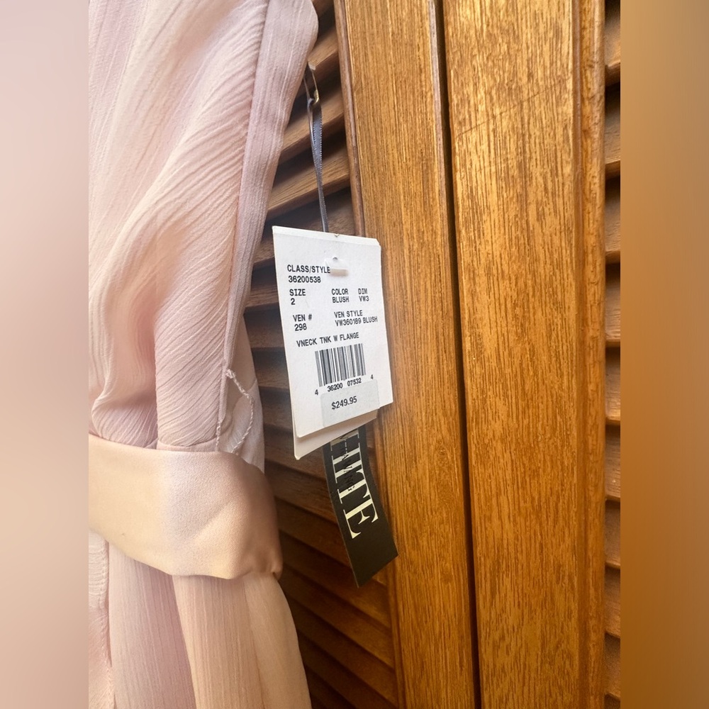 White By Vera Wang brand new with tags blush pink size 2 gown with satin belt - Picture 6 of 11